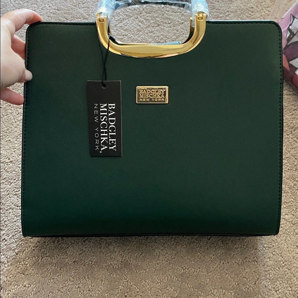 Badgley Mischka Black and Gold Handbag with Wallet - Picture 4 of 6